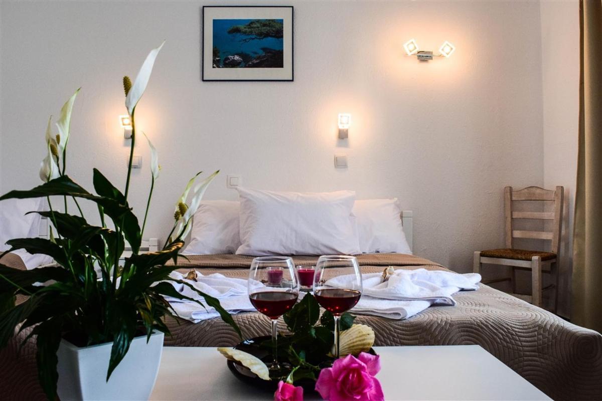 Astri Hotel نيوس مارماراس المظهر الخارجي الصورة