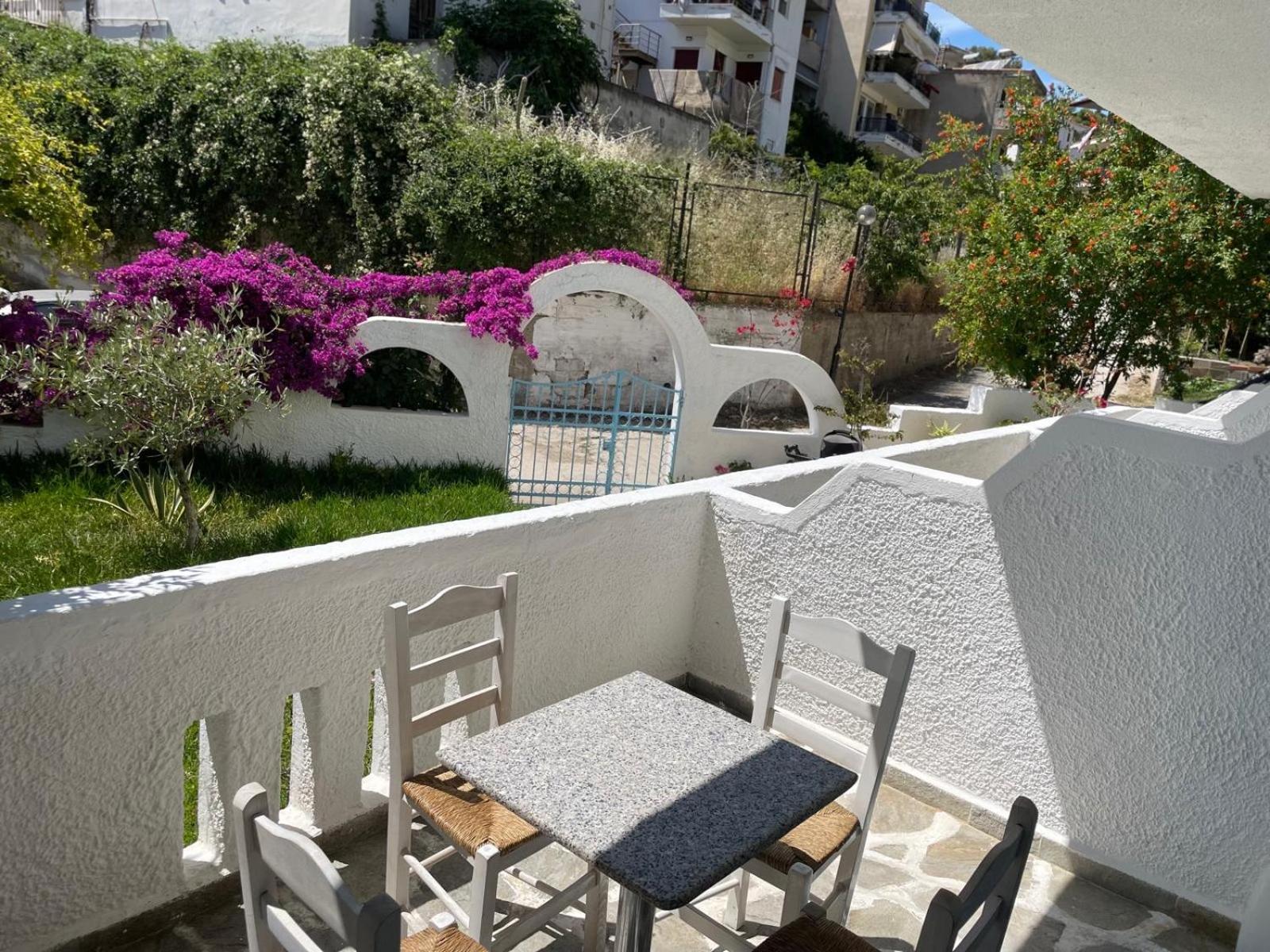 Astri Hotel نيوس مارماراس المظهر الخارجي الصورة