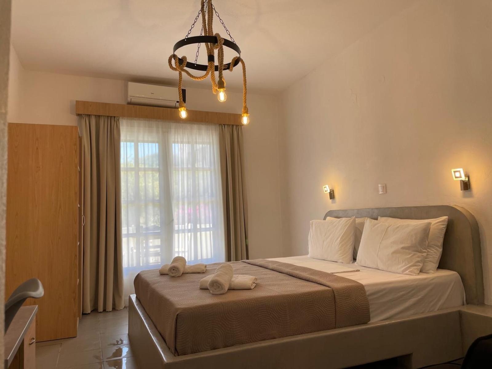 Astri Hotel نيوس مارماراس المظهر الخارجي الصورة
